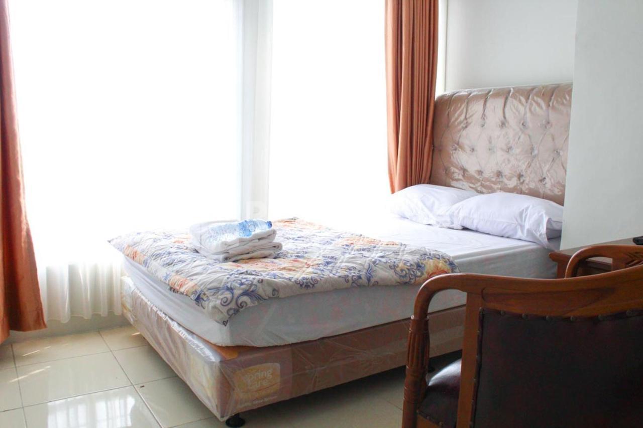 Brahma Hotel Mitra Reddoorz Джакарта Екстериор снимка